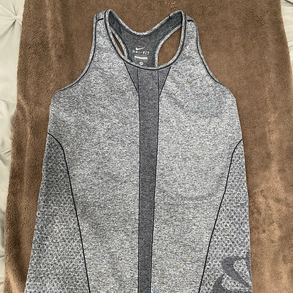 Nike gray workout tank top
